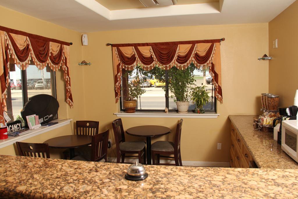 Budget Inn Artesia Bagian luar foto