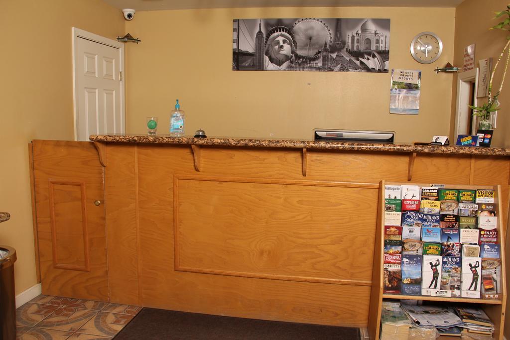 Budget Inn Artesia Bagian luar foto