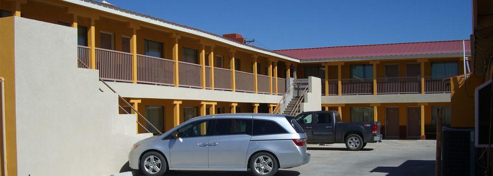 Budget Inn Artesia Bagian luar foto